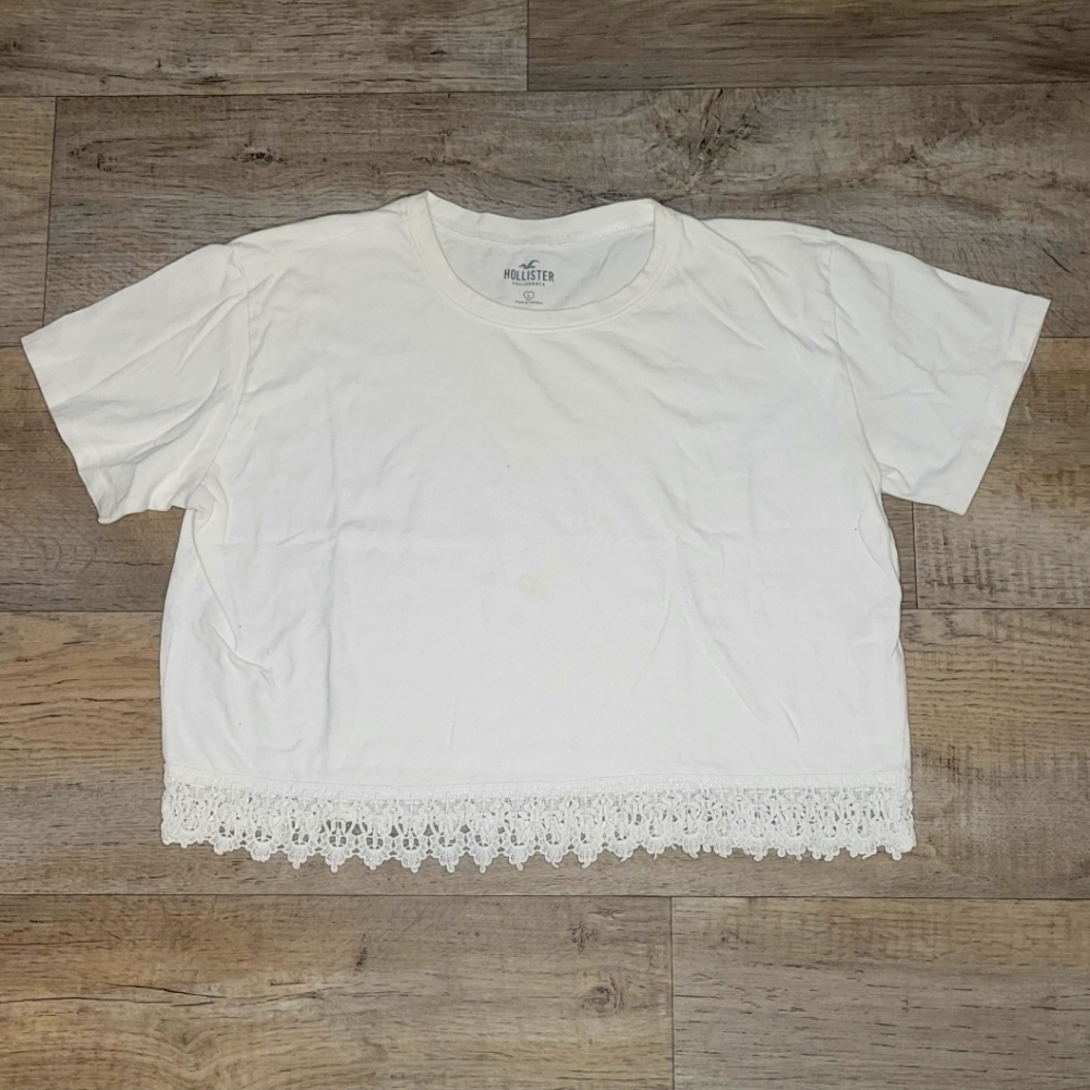 Hollister T-shirt